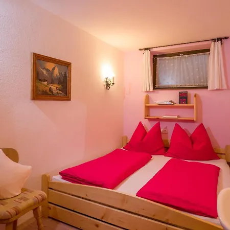 Haus Gabriele Frederic By Nv-appartements 公寓